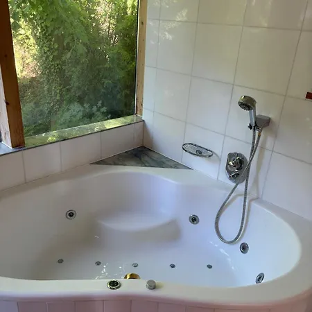 Spacious In A Quiet Location, Large Terraces Apartmán Klosterneuburg