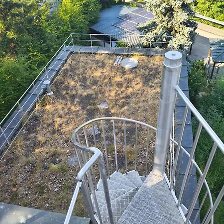 Spacious In A Quiet Location, Large Terraces Appartement Klosterneuburg